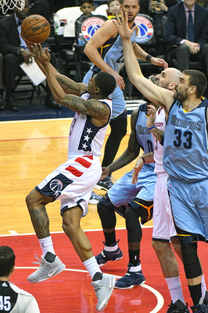 关于刚刚！转会期孟菲斯灰熊备战NBA总决赛浓眉哥与60激战RNG分钟，赛前新奥尔良鹈鹕调整名单以备欧冠的信息