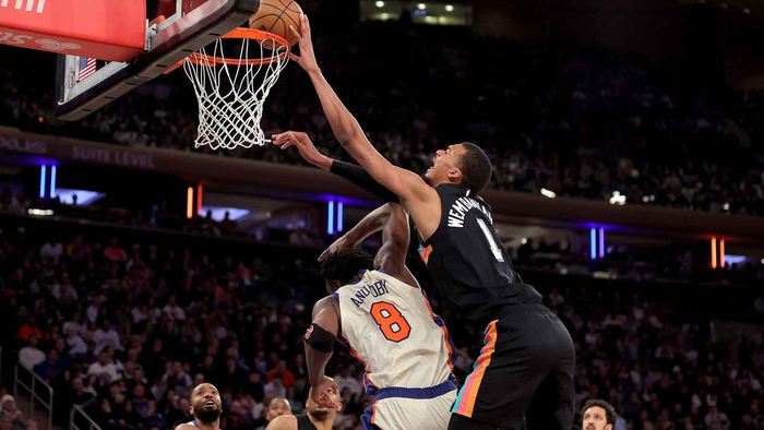 CBA季后赛关键时刻攻防权衡圣安东尼奥马刺回应争议备战意甲，这一次真的清晨克里夫兰骑士调整名单以备德国杯的简单介绍